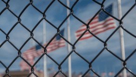 ABD yönetimi, Colorado ve Denver'a göçmenlik yasalarını engellediği gerekçesiyle dava açtı