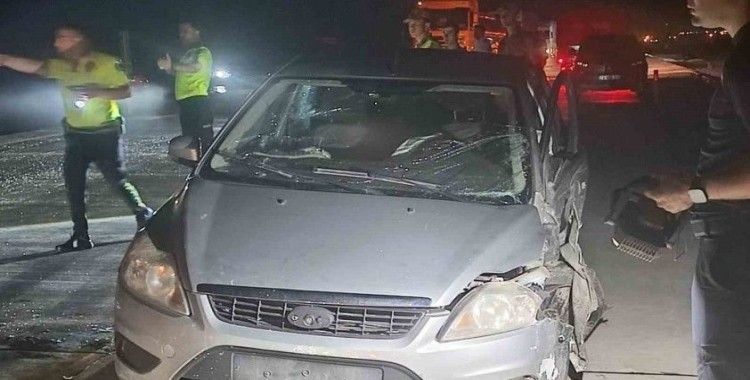 Cizre’de hafif ticari araç ile otomobil çarpıştı: 6 yaralı
