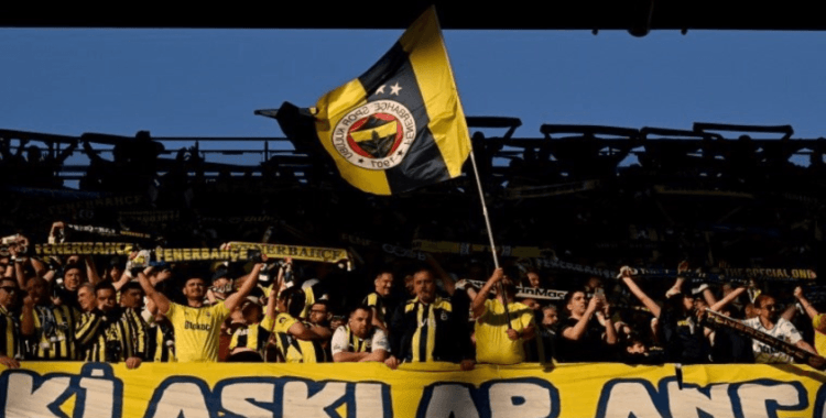 Fenerbahçe'de İstifa ve İmza Kampanyası