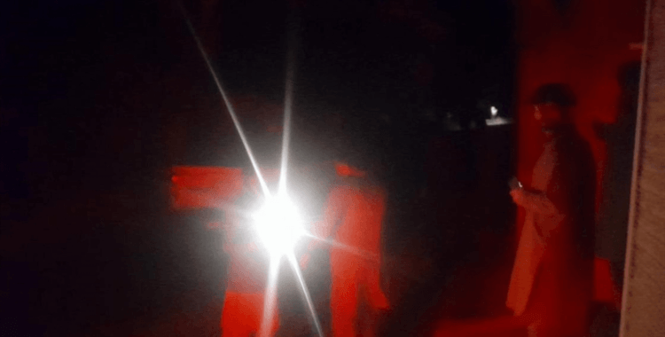 Hindistan ordusu, Pakistan ve ona bağlı Azad Keşmir'deki 'hedeflere' askeri operasyon başlattı