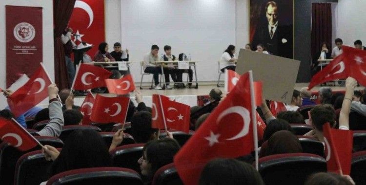 ‘2025 Millî Kültür Bilgi Yarışmaları’ muhteşem finalle gerçekleşti
