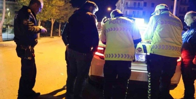 Alkollü yakalanan motosiklet sürücüsü polise dert yandı: "Bıktım bu hayattan, yaşamak istemiyorum"
