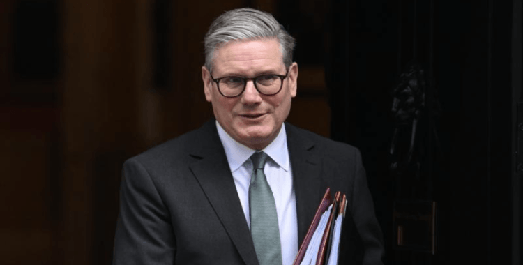 Starmer, ABD ile ticaret anlaşmasını 'tarihi' olarak nitelendirdi