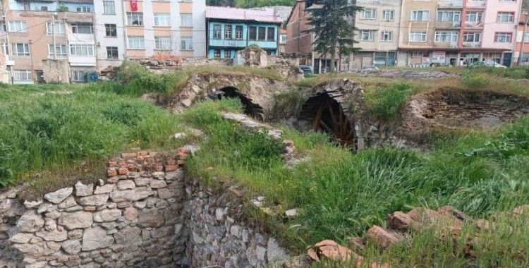 Kütahya’da Süleyman Şah Hamamı 9 yıldır restore edilmeyi bekliyor
