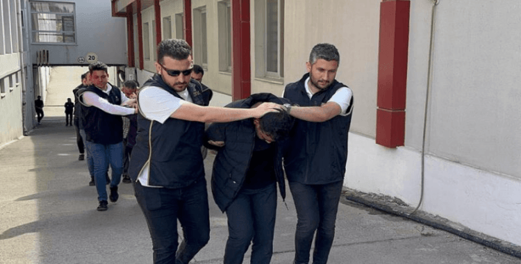 Adana'da DEAŞ operasyonunda 5 tutuklama