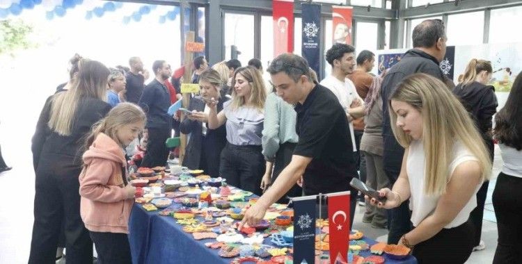 Büyükşehir’in özel öğrencileri, eserlerini görücüye çıkardı

