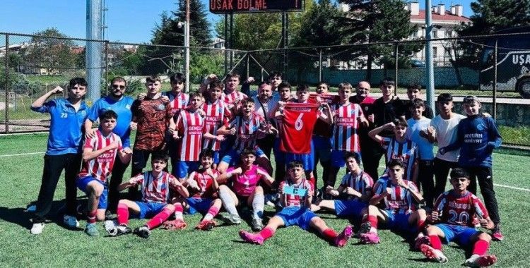 1299 Bilecik Spor, Uşak Bölmespor’a gol oldu yağdı
