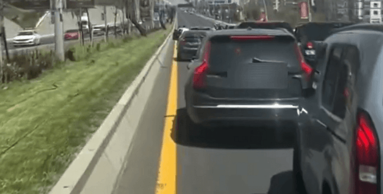 Ali Yerlikaya duyurdu: Ambulansa yol vermeyenlere kesilen cezalar artırılıyor, yeni düzenleme yolda