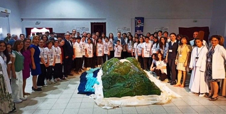 75. Yıl Ortaokulu’nda bilim rüzgarı
