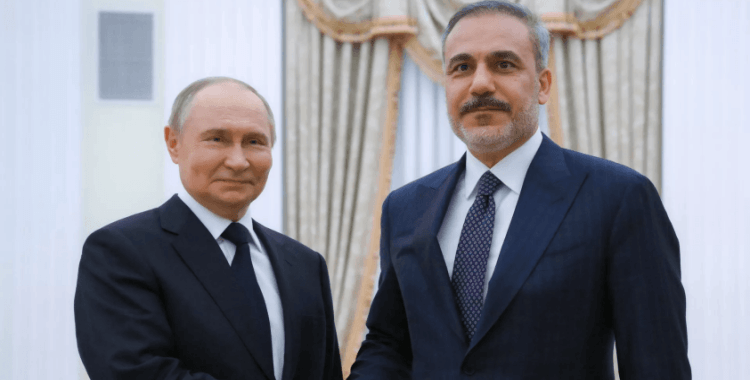 Rus lider Putin, Dışişleri Bakanı Fidan'ı Kremlin'de kabul etti