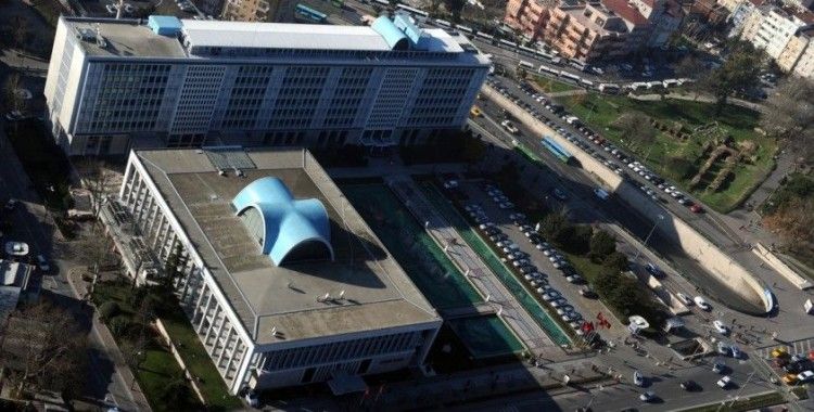 İBB'ye yolsuzluk soruşturmasında 45 şüpheli adliyeye sevk edildi