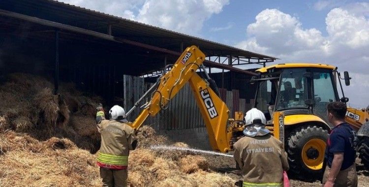 Antakya’da samanlık yangını
