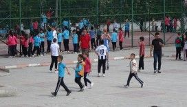 Tavşanlı’da çocuklar geleneksel oyunlarla coştu
