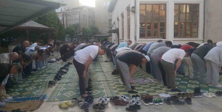 Kırklareli’nde bayram namazı coşkuyla eda edildi
