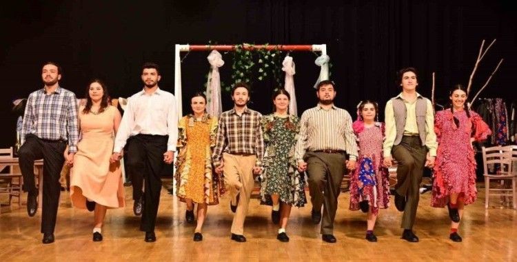 Kepez Kent Tiyatrosu sezonu 30 bin seyirciyle kapattı
