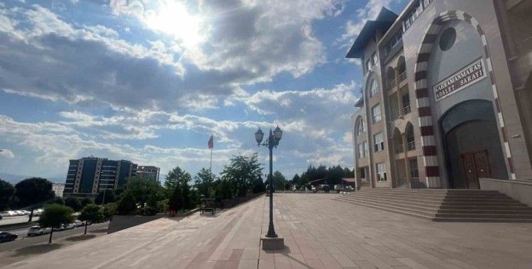 Aralarında eski başkanlar da var: Depremde yıkılan 2 binayla ilgili 10 kamu görevlisine soruşturma izni
