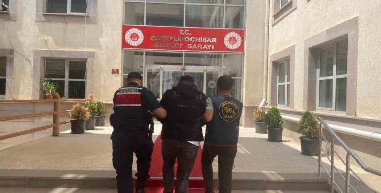 37 yıl hapsi bulunan şahıs JASAT ekiplerince yakalandı

