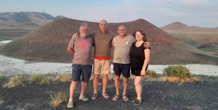 İtalyan gezginler Meke Gölü’nde mola verdi
