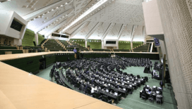 İran Meclis Başkanı Kalibaf, İsrail'in peşini bırakmayacaklarını söyledi