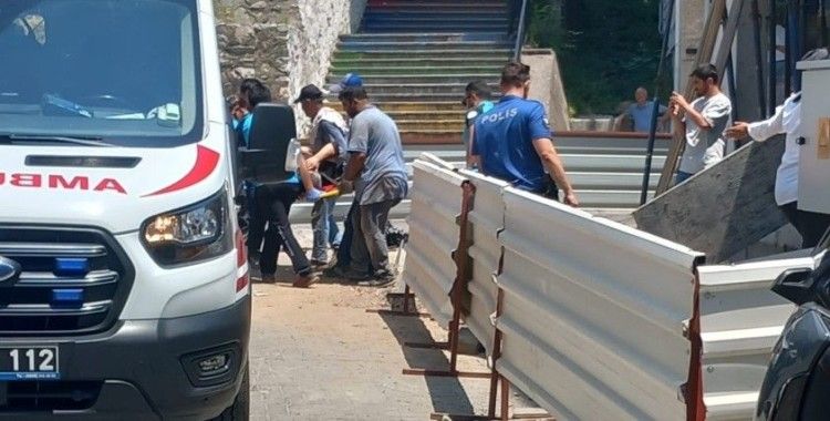 Yüksekten düşen işçi yaraladı
