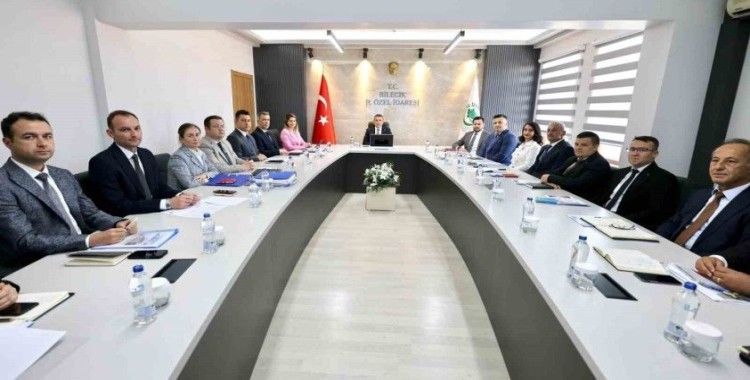 Bilecik Valisi Sözer, İl Özel İdaresi çalışmalarını inceledi
