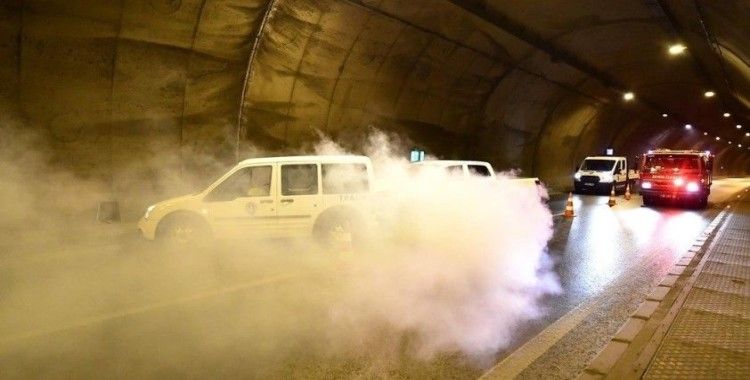 Konak Tüneli’nde gerçeği aratmayan yangın tatbikatı
