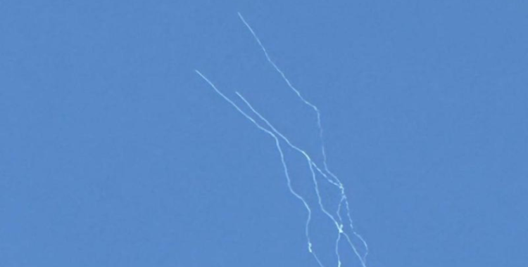 İran medyası: İsrail'e karşı yeni bir füze dalgası başlatıldı