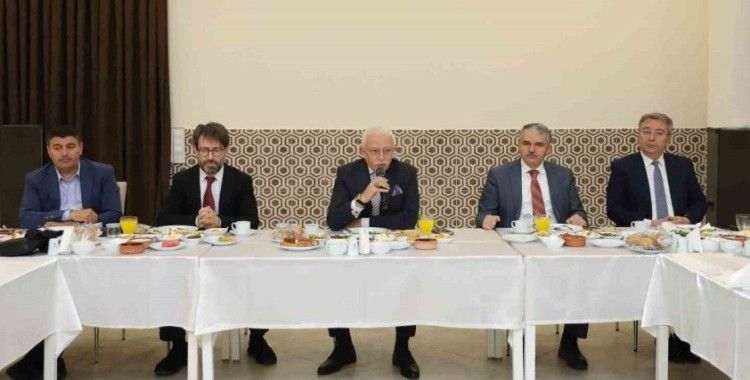 NEÜ’de kaliteyi zirveye taşımak için gelecek adımlar belirlendi
