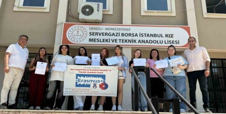 Avrupa mutlağını yerinde öğrenen Denizlili öğrenciler uluslararası stajlarını tamamladı
