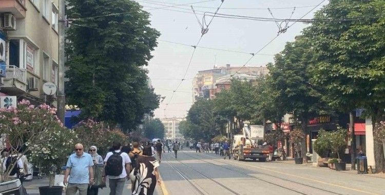 Bilecik’te süren yangının dumanı Eskişehir’e ulaştı
