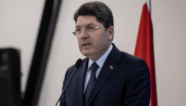 Bakan Tunç'tan, Hazreti Muhammed'in karikatürünü yayımlayan dergiye ilişkin açıklama