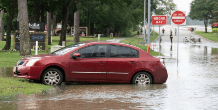 ABD'deki sel felaketinde hayatını kaybedenlerin sayısı 104'e çıktı
