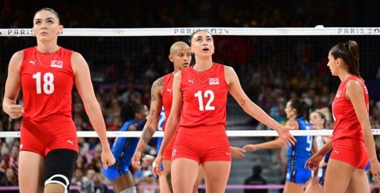 Filenin Sultanları Çekya'ya 3-1 mağlup oldu