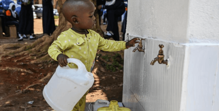 Türk Kızılay, Uganda'da 10 güneş enerjili su kuyusu açtı