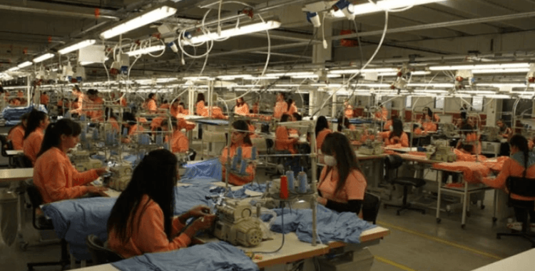 Resmi Gazete'de yayımlandı: İzinsiz yabancı işçi çalıştıranlar yandı!