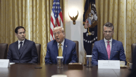 Trump Türkiye'ye yüzde 15 oranında ek gümrük vergisi kararını onayladı