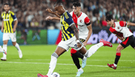 Fenerbahçe Feyenoord'a deplasmanda 2-1 mağlup oldu