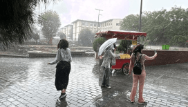 İstanbul'a yağmur müjdesi: Bugün kısa süre etkili oldu, pazartesi günü gök gürültüsü sağanak geliyor