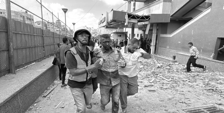 İsrail hastaneyi vurdu: 5 gazeteci dahil 15 kişi öldü