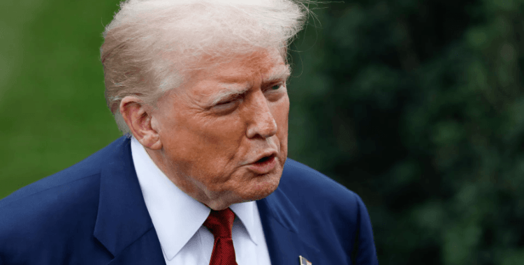 Trump'tan yeni vergi tehdidi: 'ABD teknoloji şirketlerine saldıran ülkelere karşı duracağım'