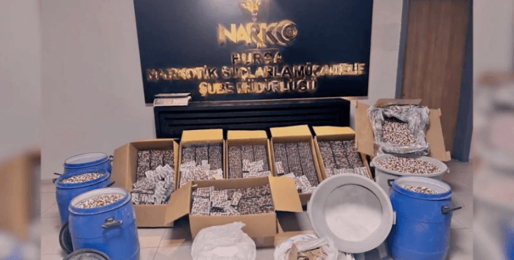 Bursa'da 300 bin adet uyuşturucu hap ele geçirildi