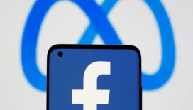 Mark Zuckerberg, Facebook'a dava açtı