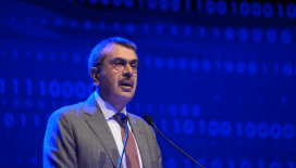 Bakan Tekin: Dün kapattıkları kapıları açtığımız için rahatsızlar