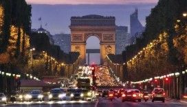 Katar, Paris'in ünlü Champs-Elysees Caddesi'ndeki mülklerin yüzde 20'den fazlasına sahip