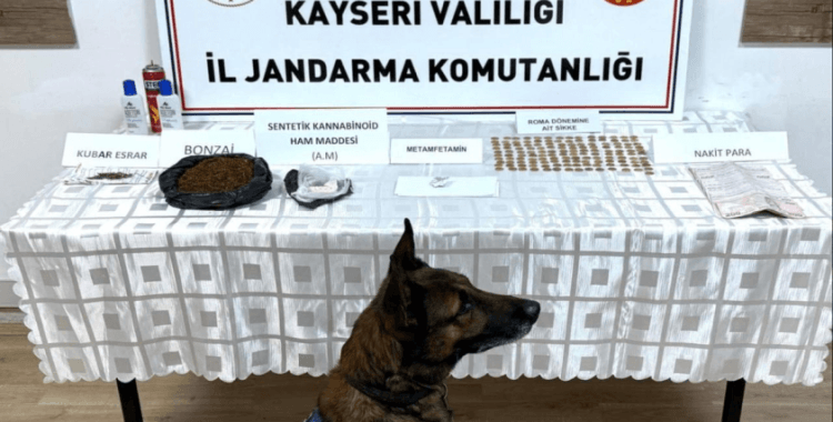 Kayseri'de tarihi eser niteliğinde 141 sikke ele geçirildi