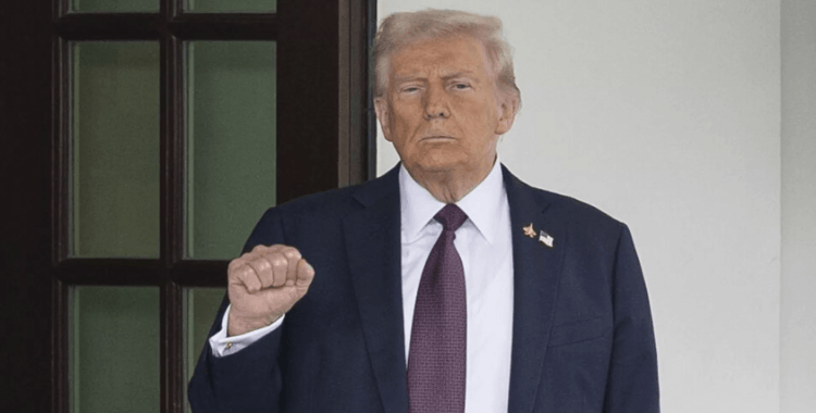 Trump, ithal keresteye yüzde 10 ve ahşap ürünlere yüzde 25 gümrük vergisi getirdi