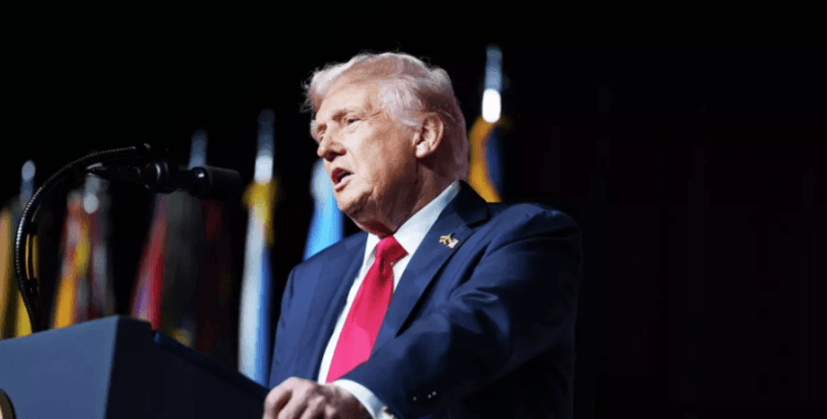 Trump: İsrail, Gazze'ye yönelik bombalamayı derhal durdurmalı