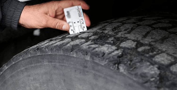 Zorunlu kış lastiği uygulamasında tarih öne çekildi: Yeni tarihler ve cezalar belli oldu