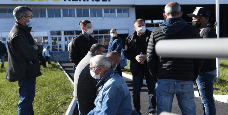 Fransız otomobil üreticisinin 3 bin kişiyi işten çıkarmaya hazırlandığı iddia edildi