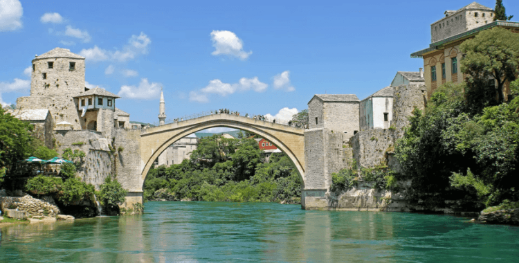 Bosna Hersek Sırp Cumhuriyeti Parlamentosu geçici devlet başkanı atamasını onayladı